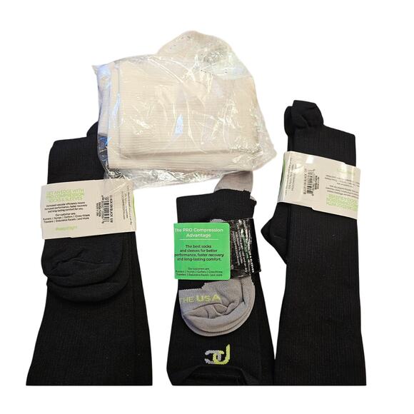 NWT Pro compression socks lot of 4 S / M diabetic recovery basic color made USA - Picture 3 of 3